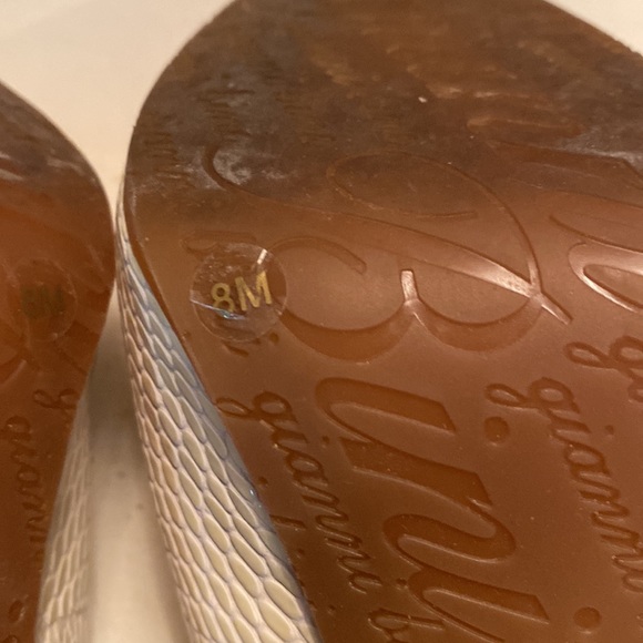 Gianni Bini white heels excellent condition in box - Picture 6 of 11